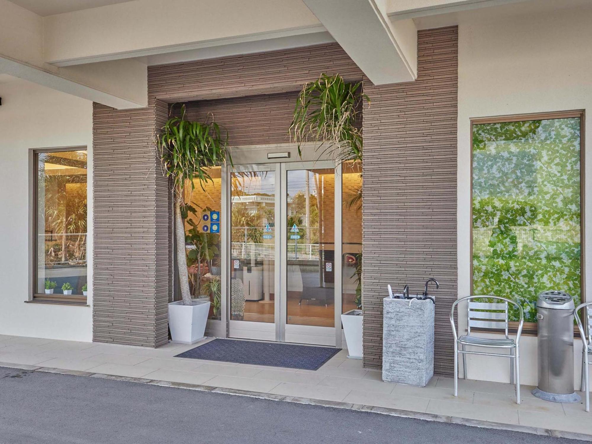 Yukurina Resort Okinawa 本部 外观 照片